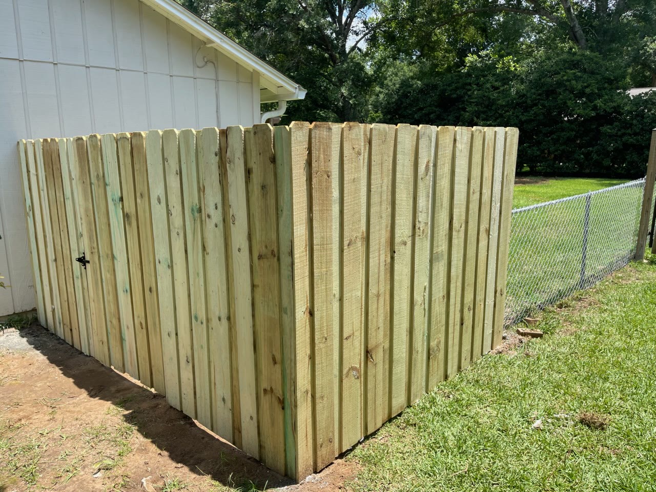 Board-on-board privacy fence